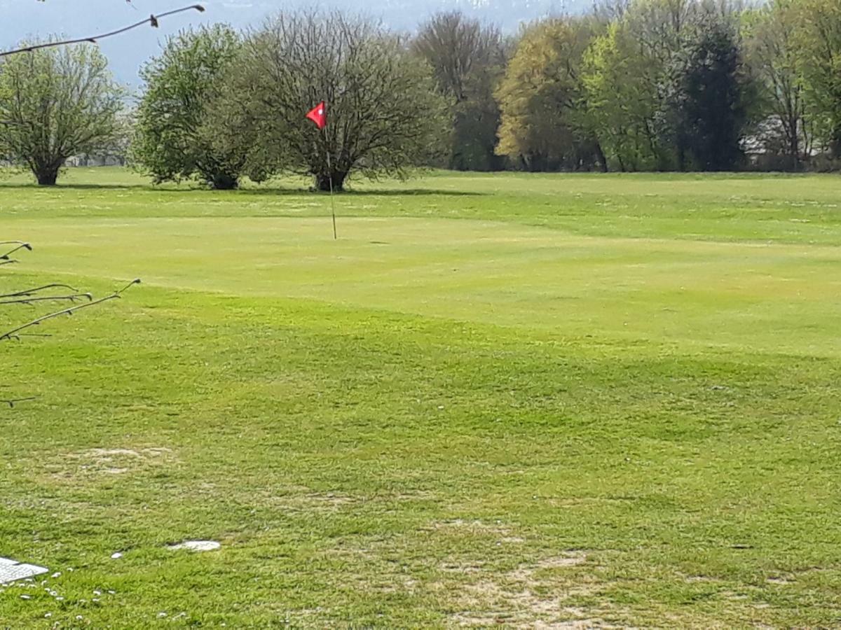 Gite De La Balle De Golf Jumièges Extérieur photo
